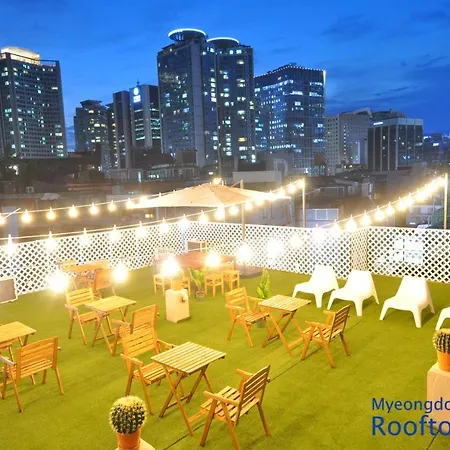 OYO Rooftop Hostel