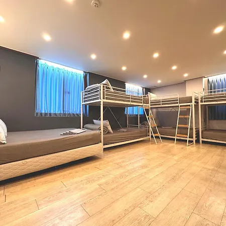 Oyo Rooftop Hostel