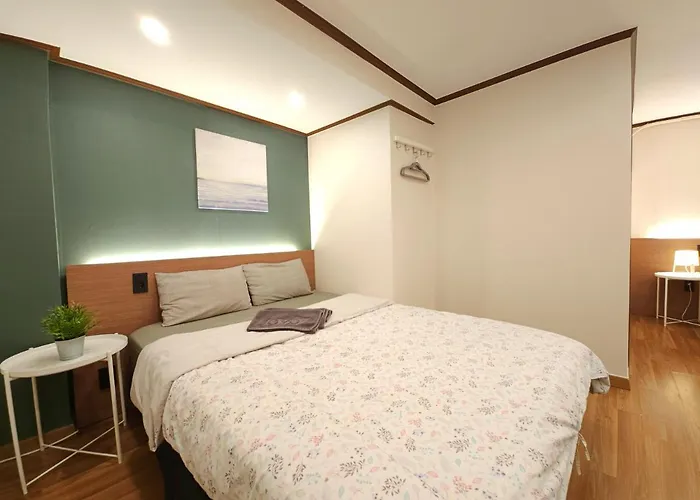 Oyo Rooftop 3*