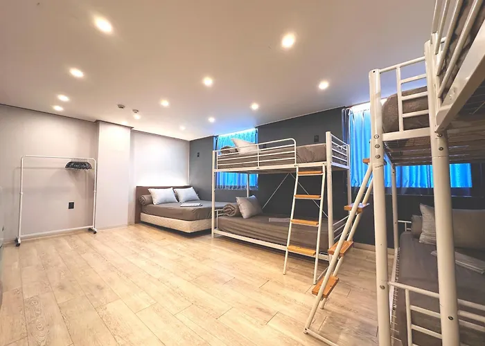 Oyo Rooftop Hotel Seoul